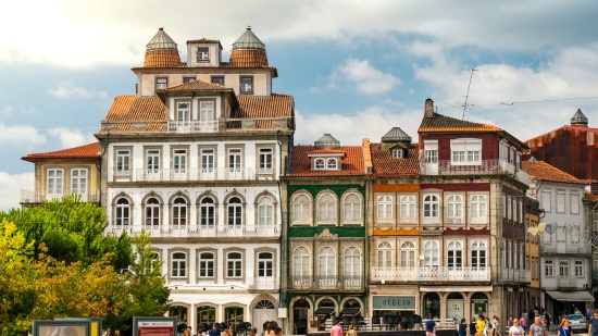 Housing prices in Portugal over the last 6 years